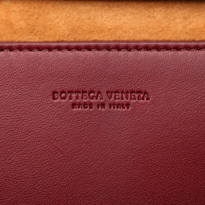 Bottega Veneta Nappa Intrecciato Cassette Sac porté croisé Rouge