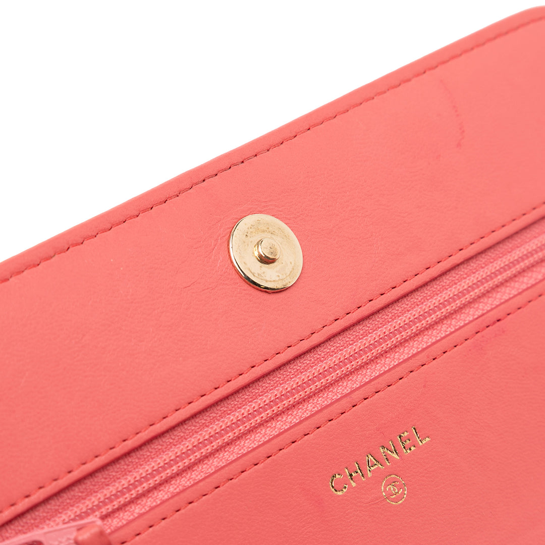 Chanel Cuir d’agneau Boy Portefeuille On Chain Rose – GABY PARIS Authentique