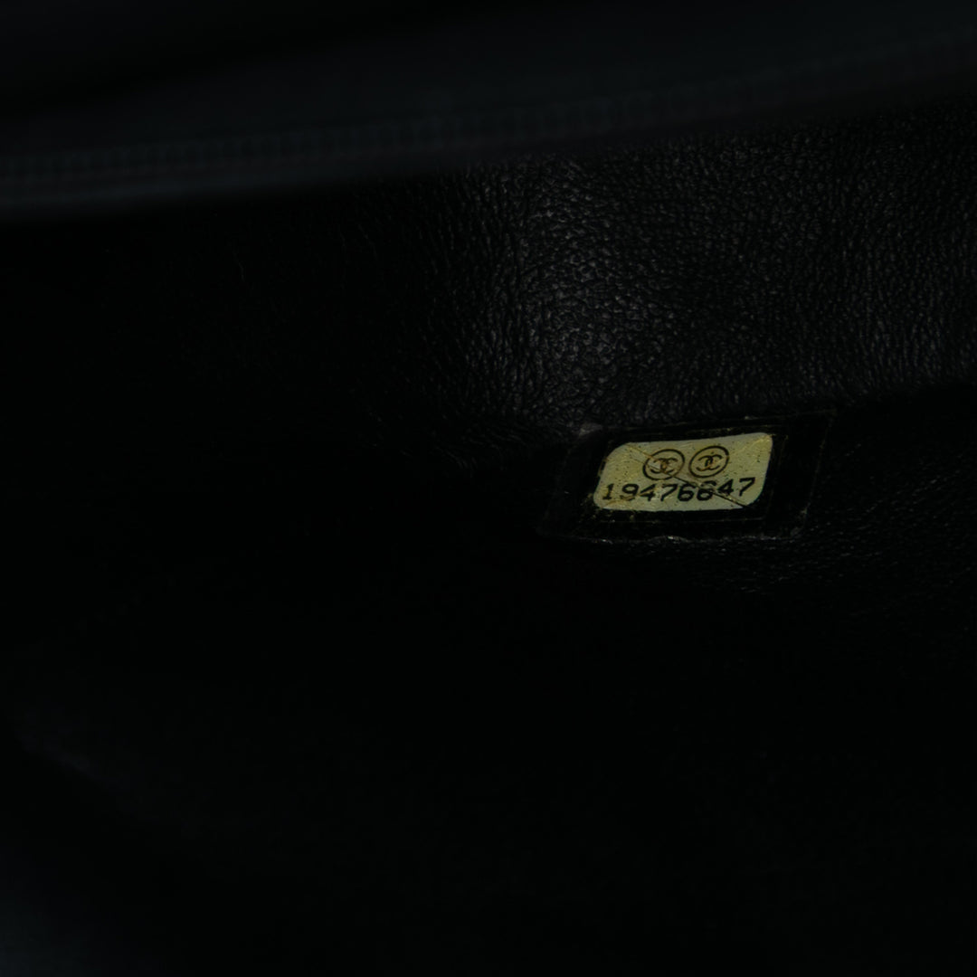 Chanel CC Matelassé Cuir d’agneau Chain Embellished à rabat