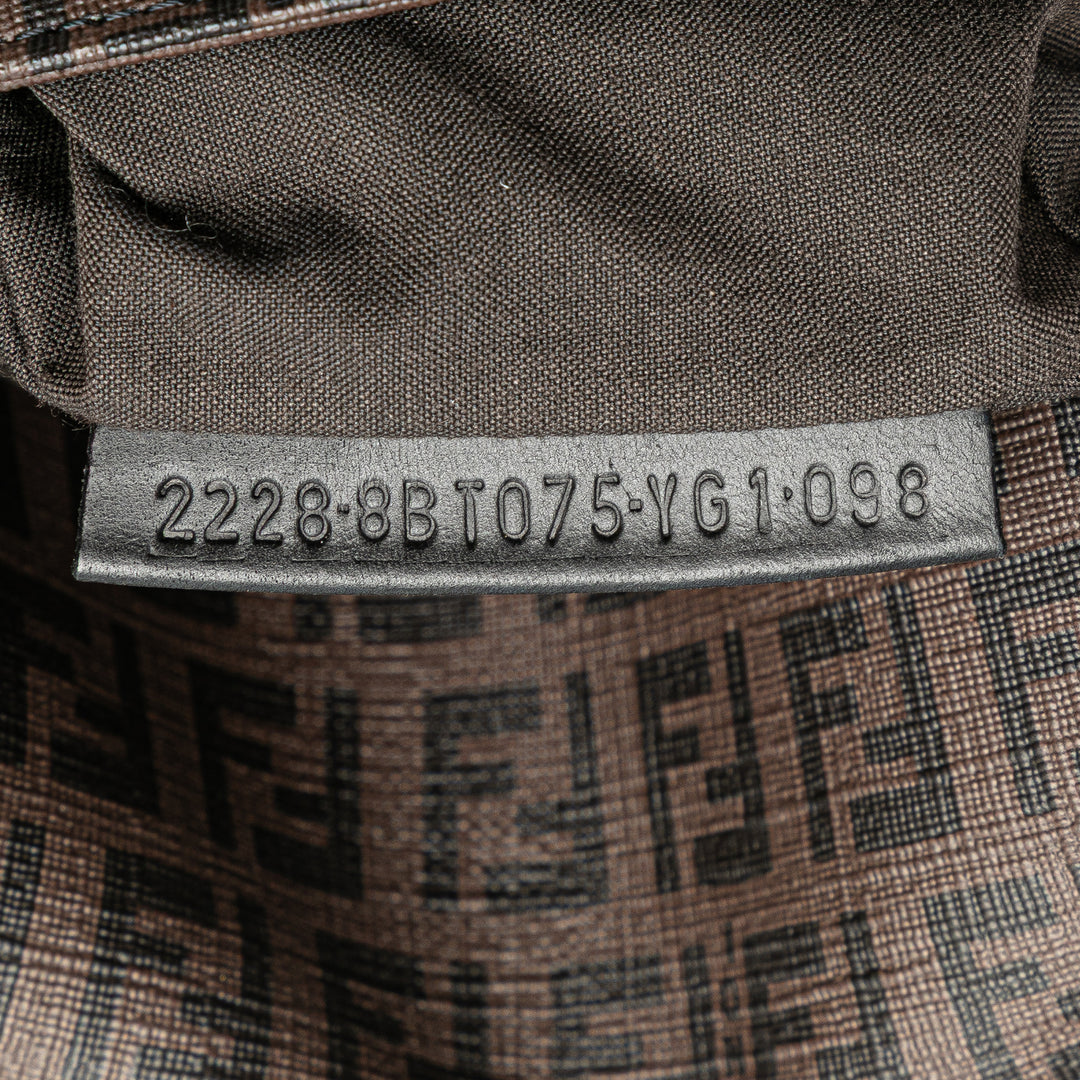 Fendi Sac bandoulière Zucchino Spalmati Marron – vue 6 – GABY PARIS