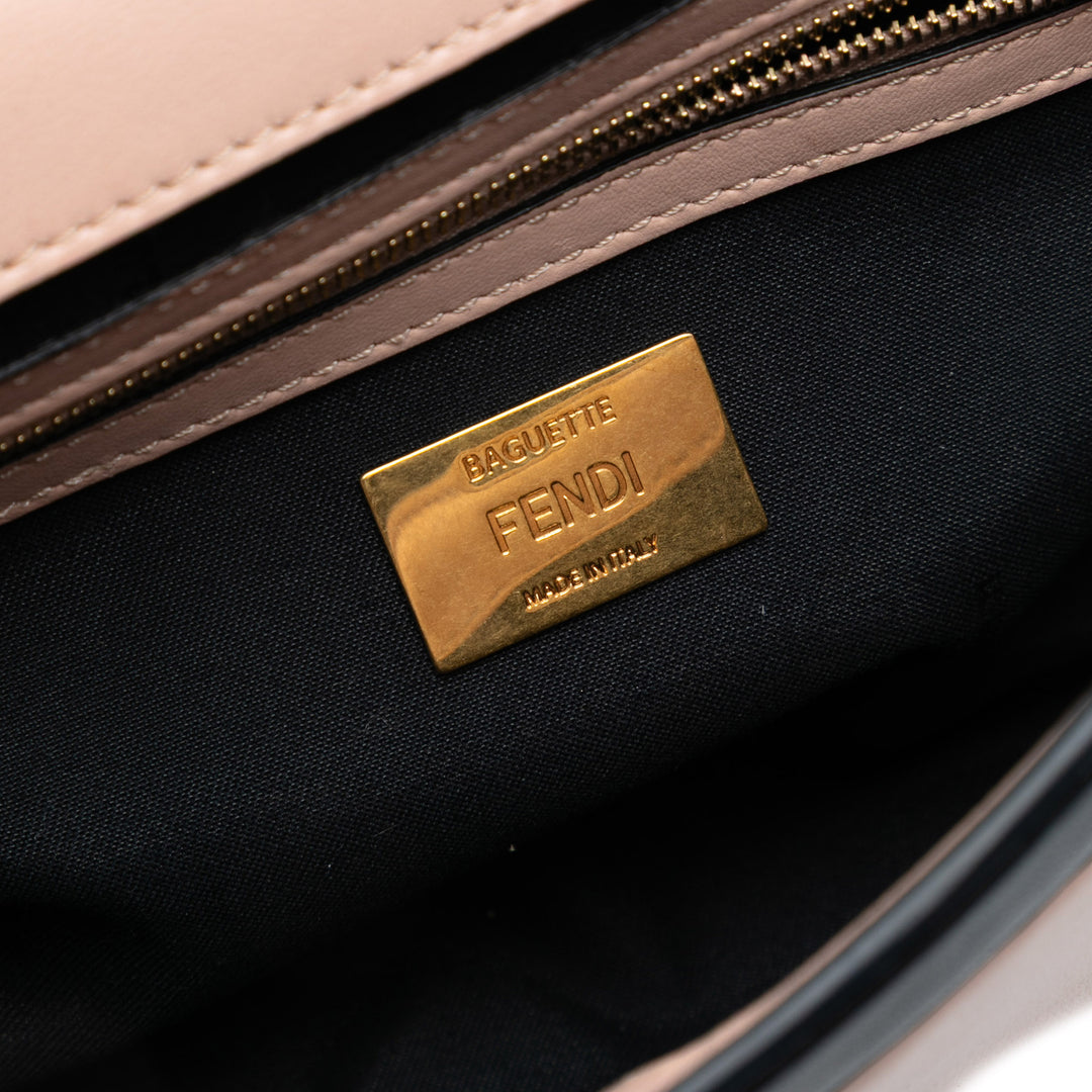Fendi Bicolor Cuir Chain Midi Baguette