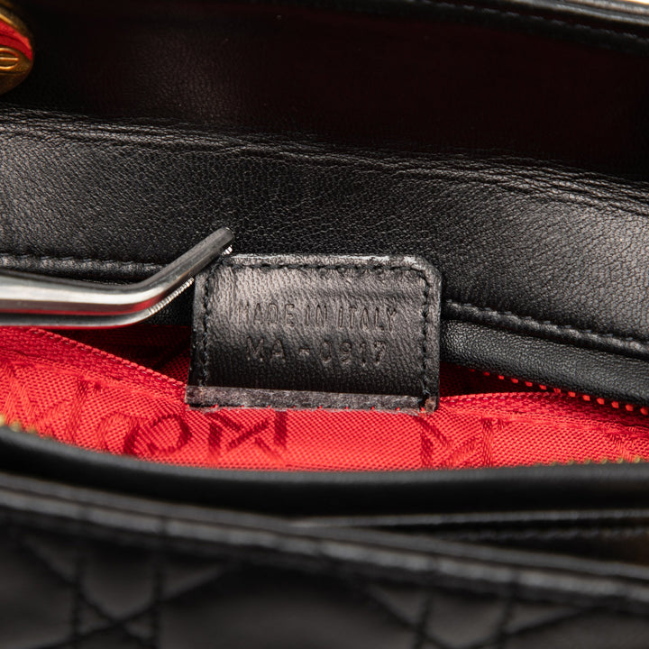 Dior Medium Cuir d’agneau Cannage Lady Dior