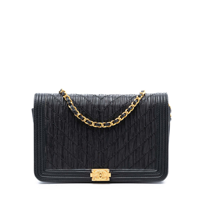 Pleated Froissé Chevron Boy Wallet on Chain Cuir de veau Noir