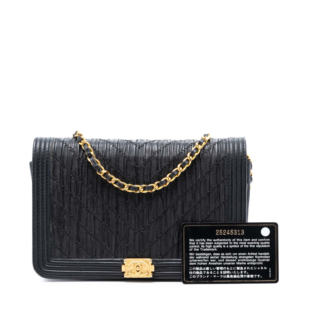 Pleated Froissé Chevron Boy Wallet on Chain Cuir de veau Noir
