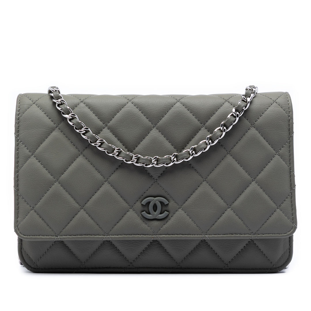 Chanel CC Matelassé Cuir d’agneau Incognito Wallet on Chain