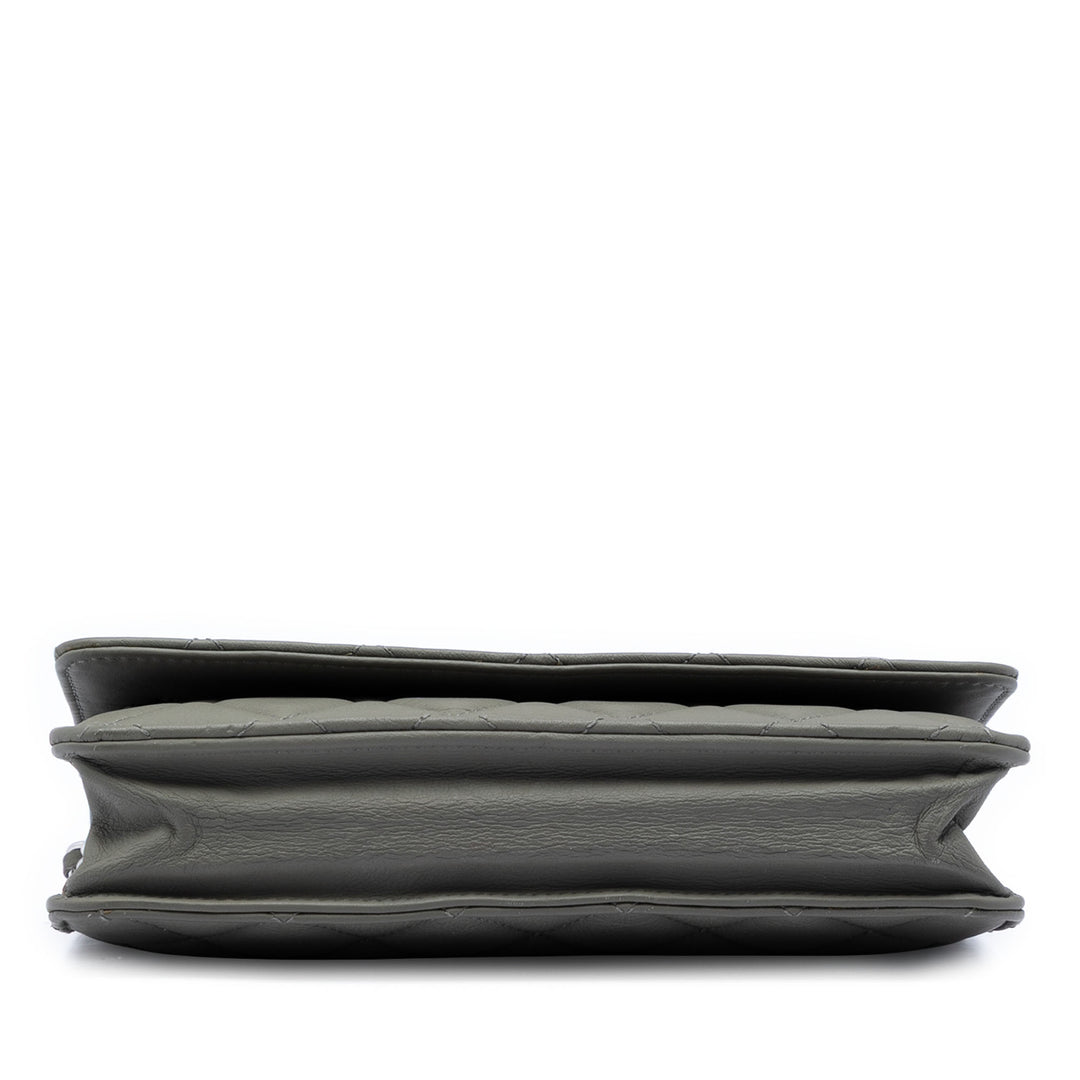 Chanel CC Matelassé Cuir d’agneau Incognito Wallet on Chain