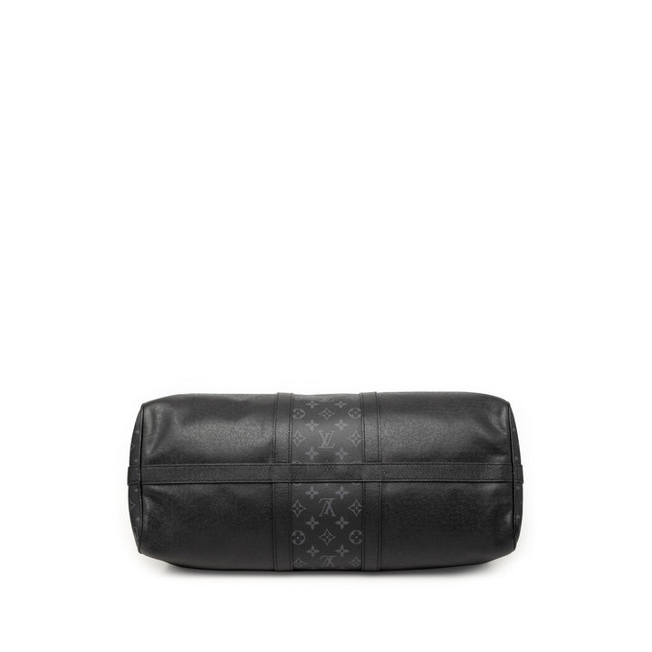 Louis Vuitton Taiga Keepall Bandouliere 50