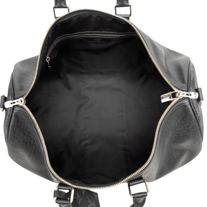 Louis Vuitton Taiga Keepall Bandouliere 50