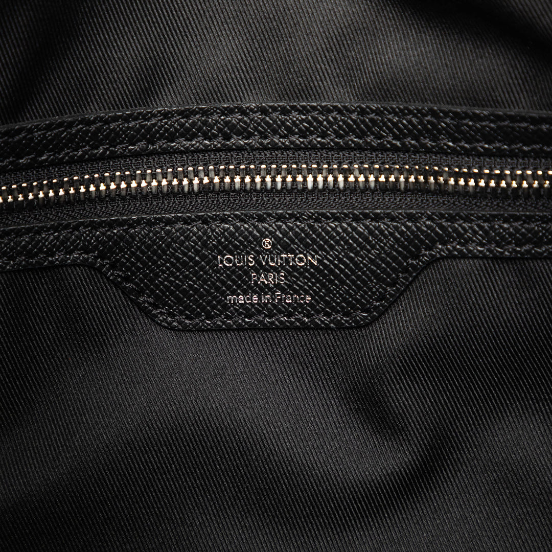Louis Vuitton Taiga Keepall Bandouliere 50