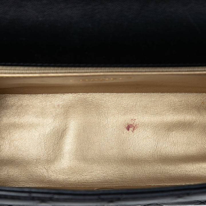 Chanel Medium Matelassé Cuir d’agneau La Parisienne à rabat