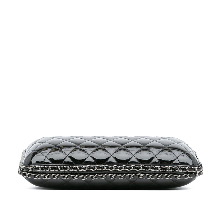 Chanel Quilted Cuir verni Chain Around Pochette Noir
