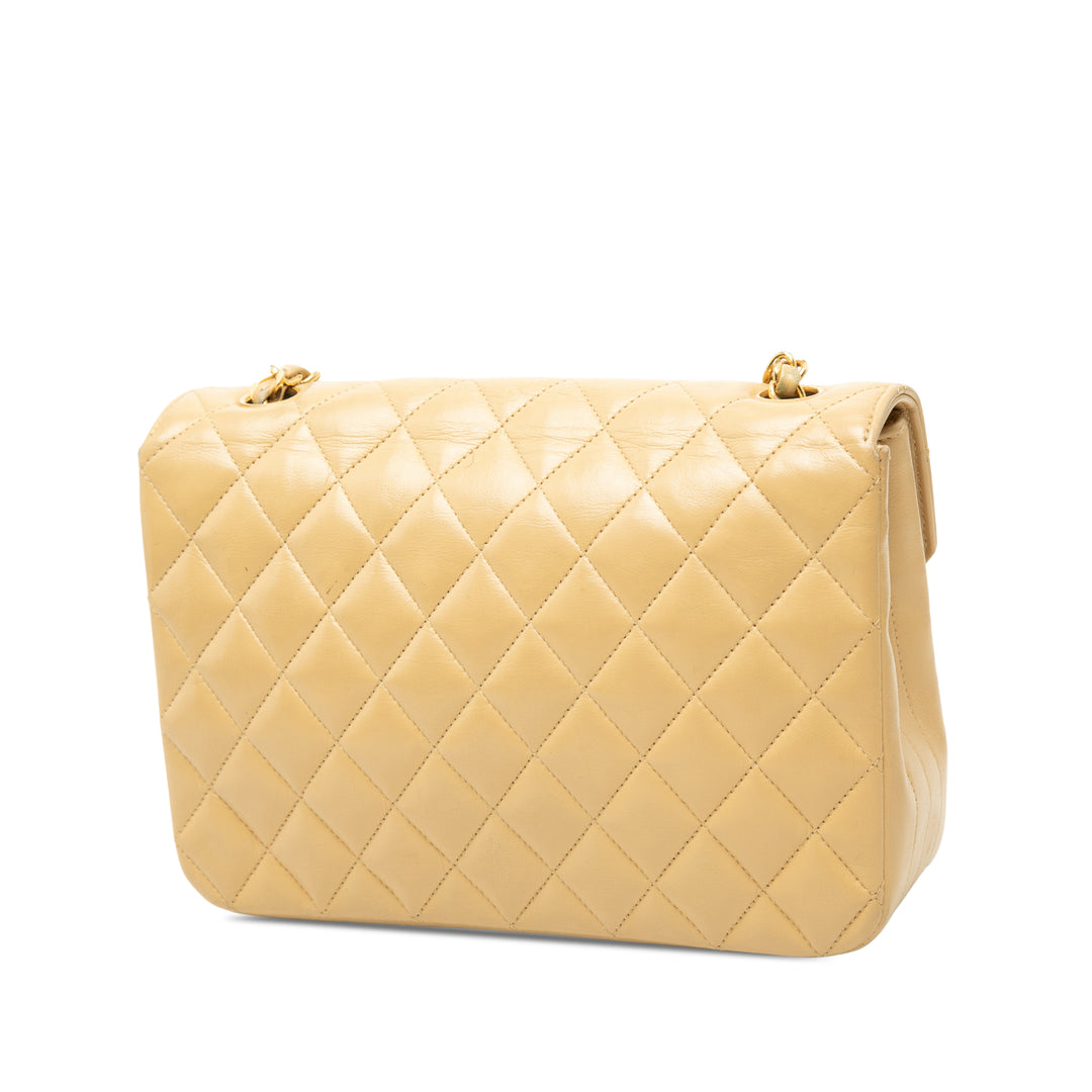 Chanel Sac bandoulière CC Matelassé Rond à rabat Cuir d'agneau Beige – vue 2 – GABY PARIS