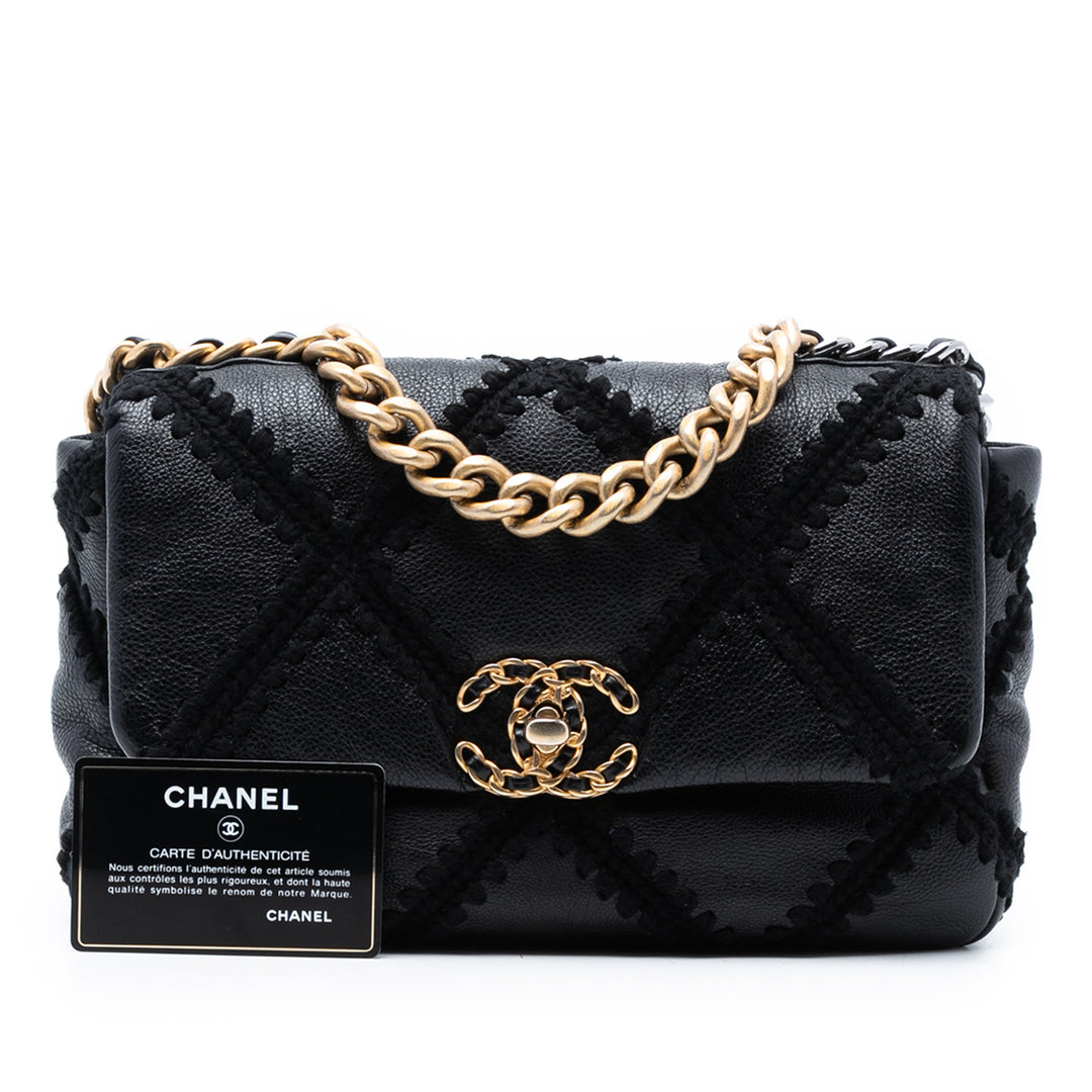 Chanel Medium Crochet Cuir de veau 19 à rabat