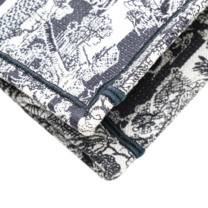 Medium Canvas Embroidered Dioriviera Toile De Jouy Book Tote Blue - Gaby Paris