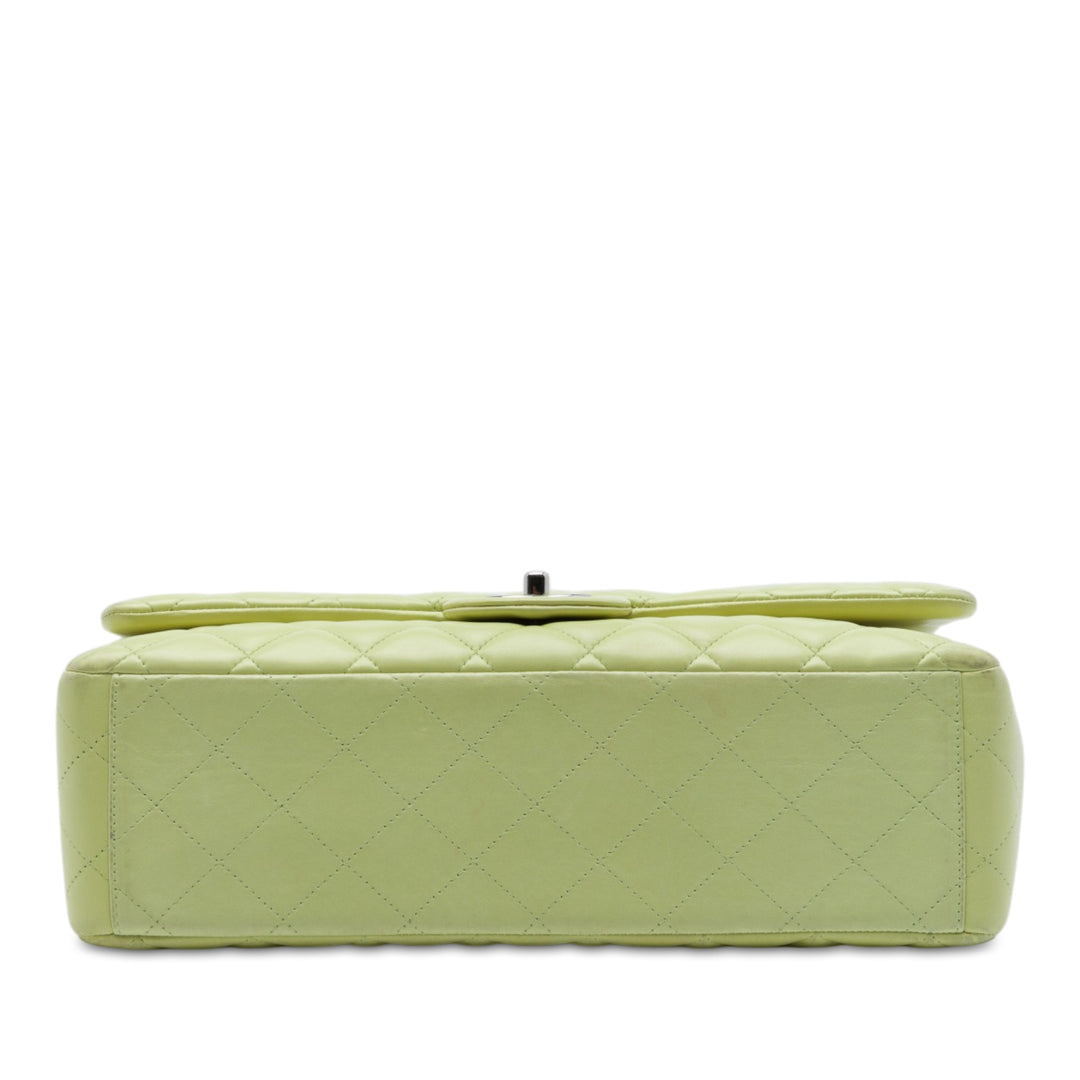 Chanel Classic Double rabat Maxi Cuir d'agneau Vert