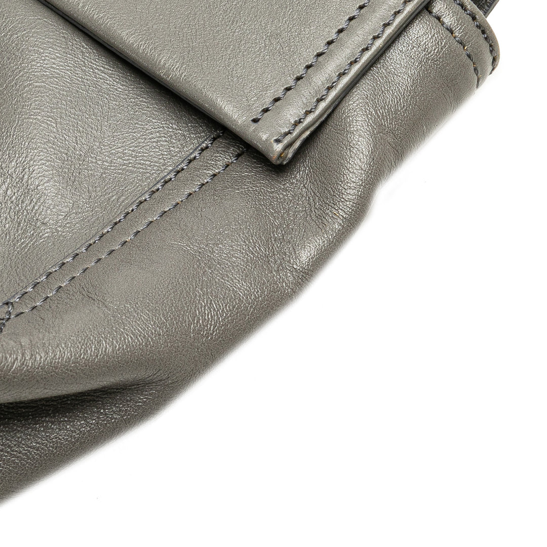 Fendi Glazed Cuir Chain à rabat Baguette Sac porté croisé – GABY PARIS Authentique