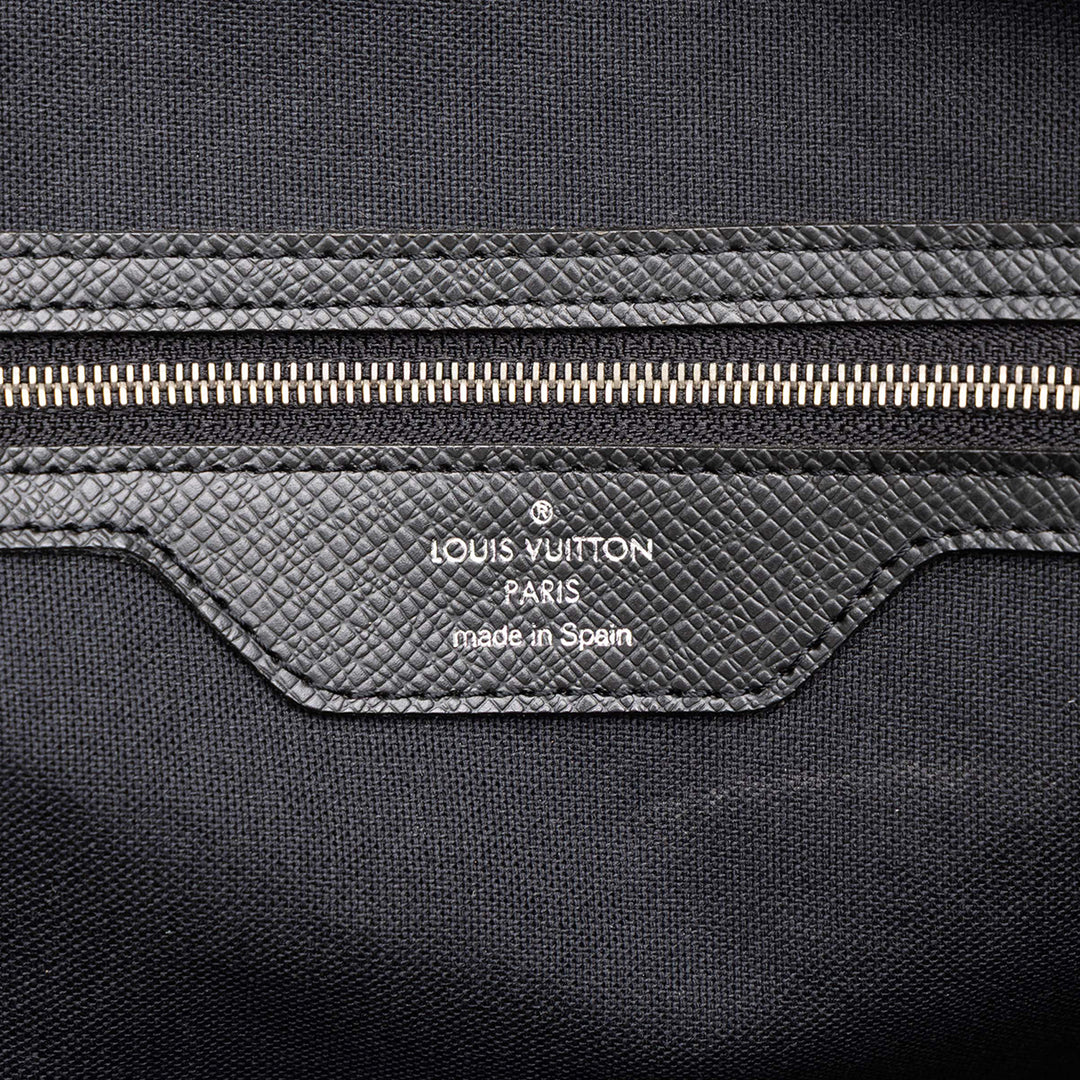 Louis Vuitton Taiga Stanislav Noir – vue 5 – GABY PARIS