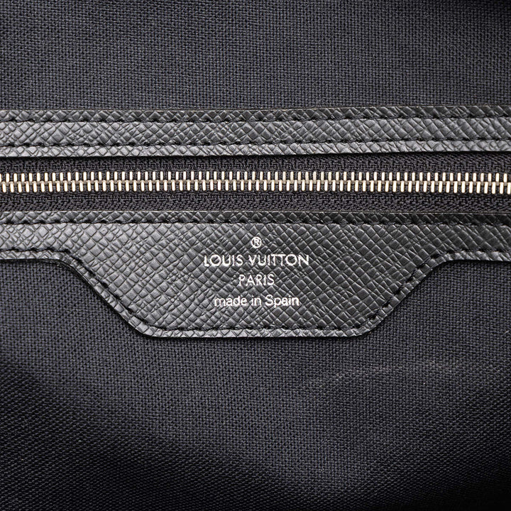 Louis Vuitton Taiga Stanislav Noir – vue 5 – GABY PARIS