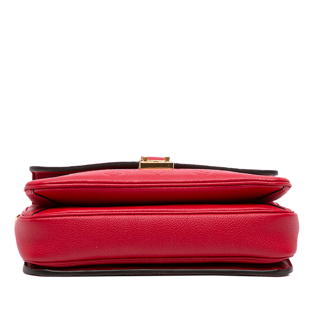 Louis Vuitton Pochette Métis Monogram Empreinte Rouge – vue 3 – GABY PARIS