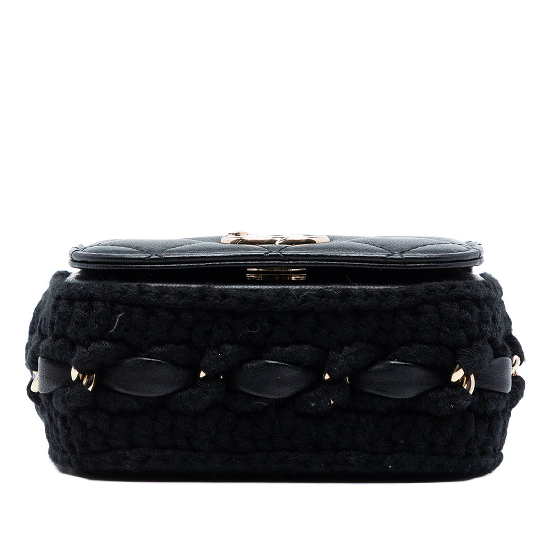 Chanel Mini CC Matelassé Cuir d’agneau Crochet à rabat