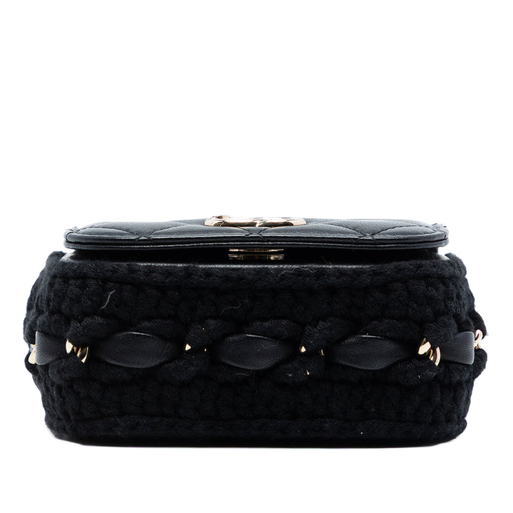 Chanel Mini CC Matelassé Cuir d’agneau Crochet à rabat