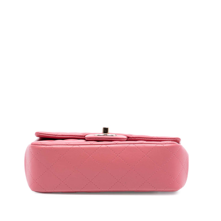 Chanel Mini Rectangular Classic Cuir d’agneau Valentines Heart Charms Simple rabat