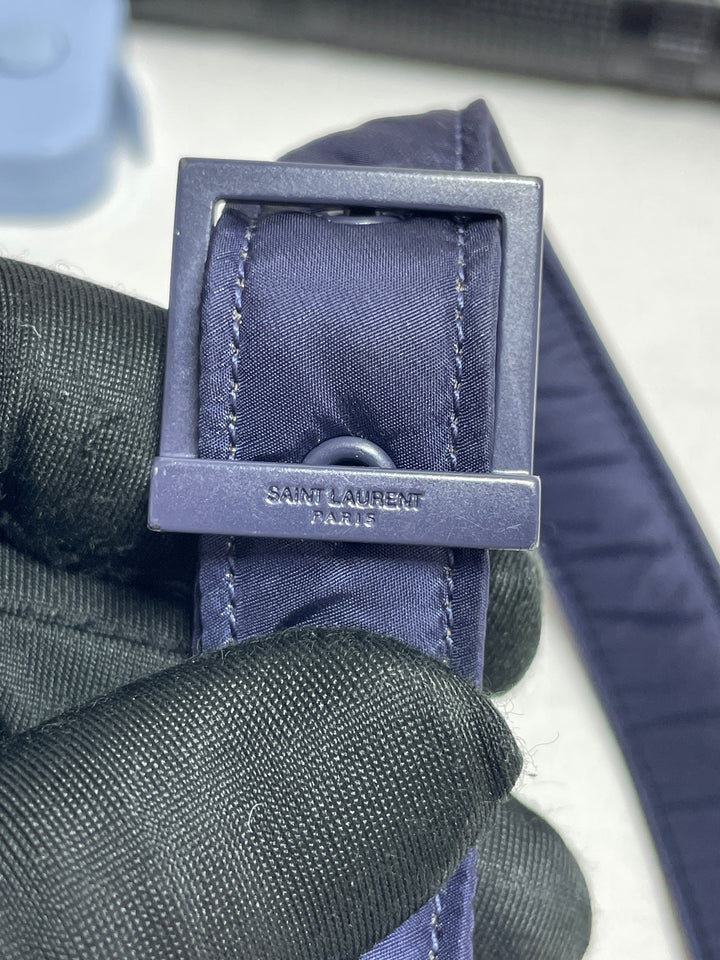 Saint Laurent Nylon Le 5 a 7