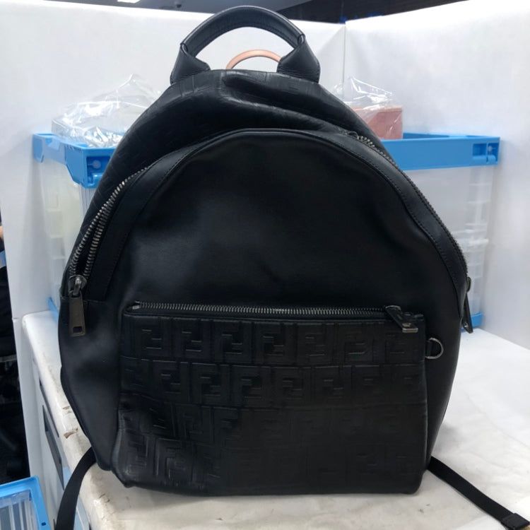Fendi Vitello Grace Zucca embossé Cuir Sac à dos