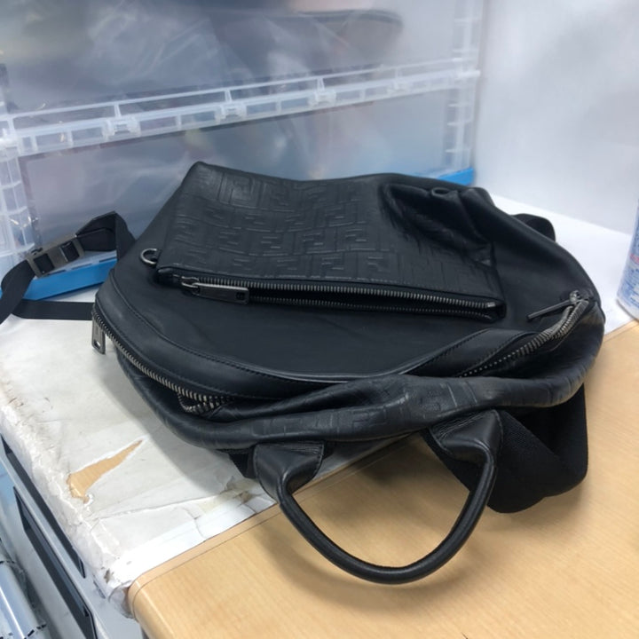 Fendi Vitello Grace Zucca embossé Cuir Sac à dos