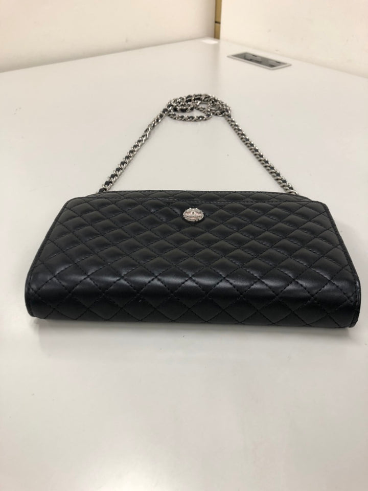 Chanel CC Microquilted Cuir d’agneau Wallet on Chain