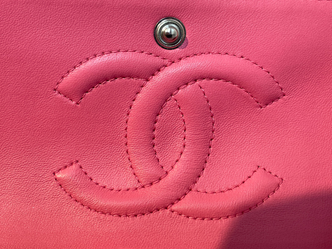 Chanel Medium Classic Tweed Beaded Flower Double rabat