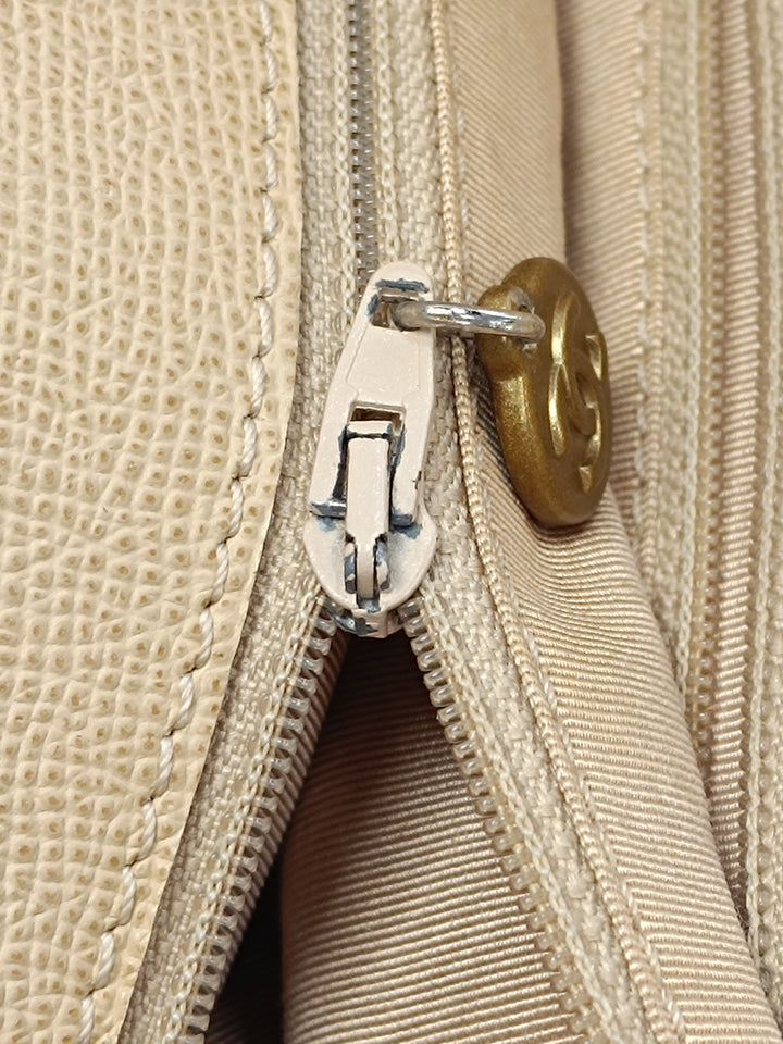 Chanel Cuir de veau grainé Tortoise anse supérieure Cabas