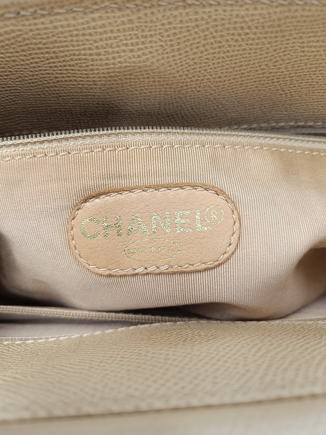 Chanel Cuir de veau grainé Tortoise anse supérieure Cabas