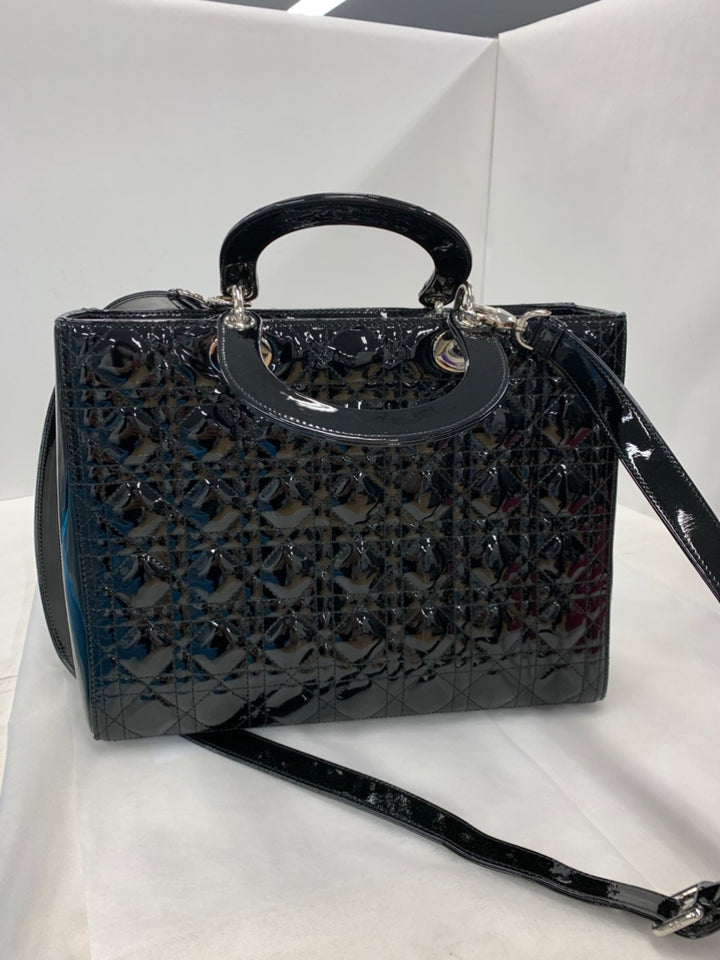 Dior Large Cuir verni Cannage Lady Dior