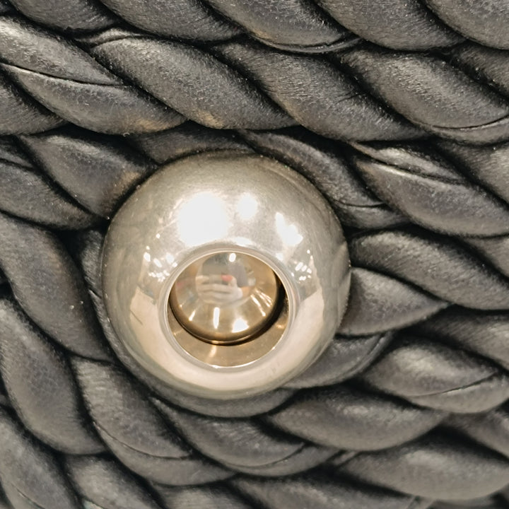 Bottega Veneta Cuir d’agneau Torchon Classic Pomponed Twisted Sac porté croisé