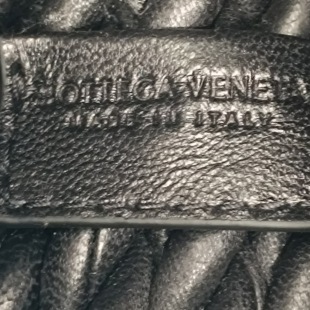 Bottega Veneta Cuir d’agneau Torchon Classic Pomponed Twisted Sac porté croisé
