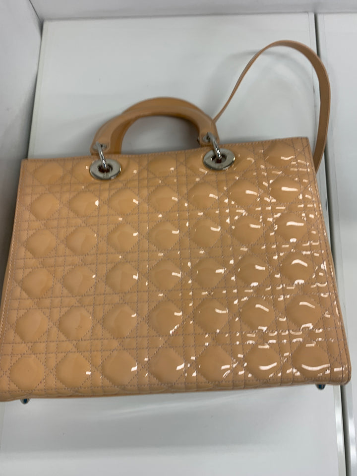 Dior Large Cuir verni Cannage Lady Dior