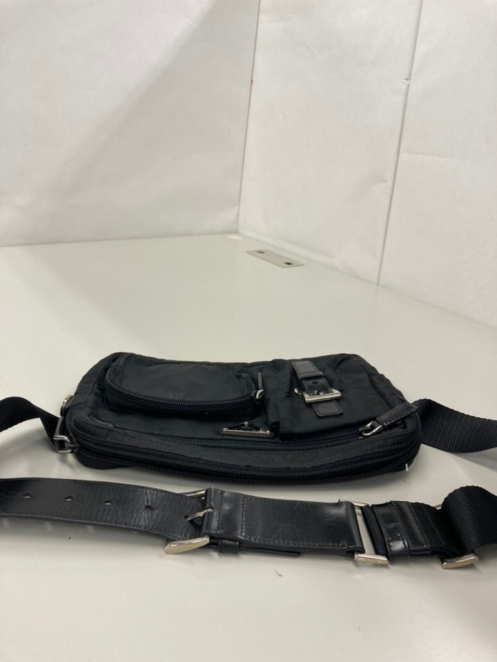 Prada Tessuto Multi Pocket Sac ceinture