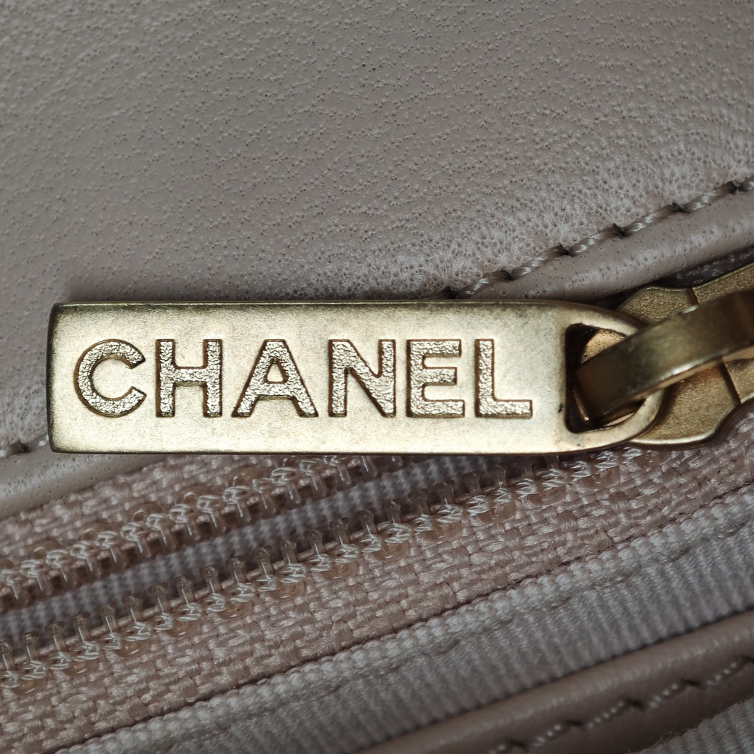 Chanel Matelassé Cuir d’agneau Fancy Jewel Simple rabat