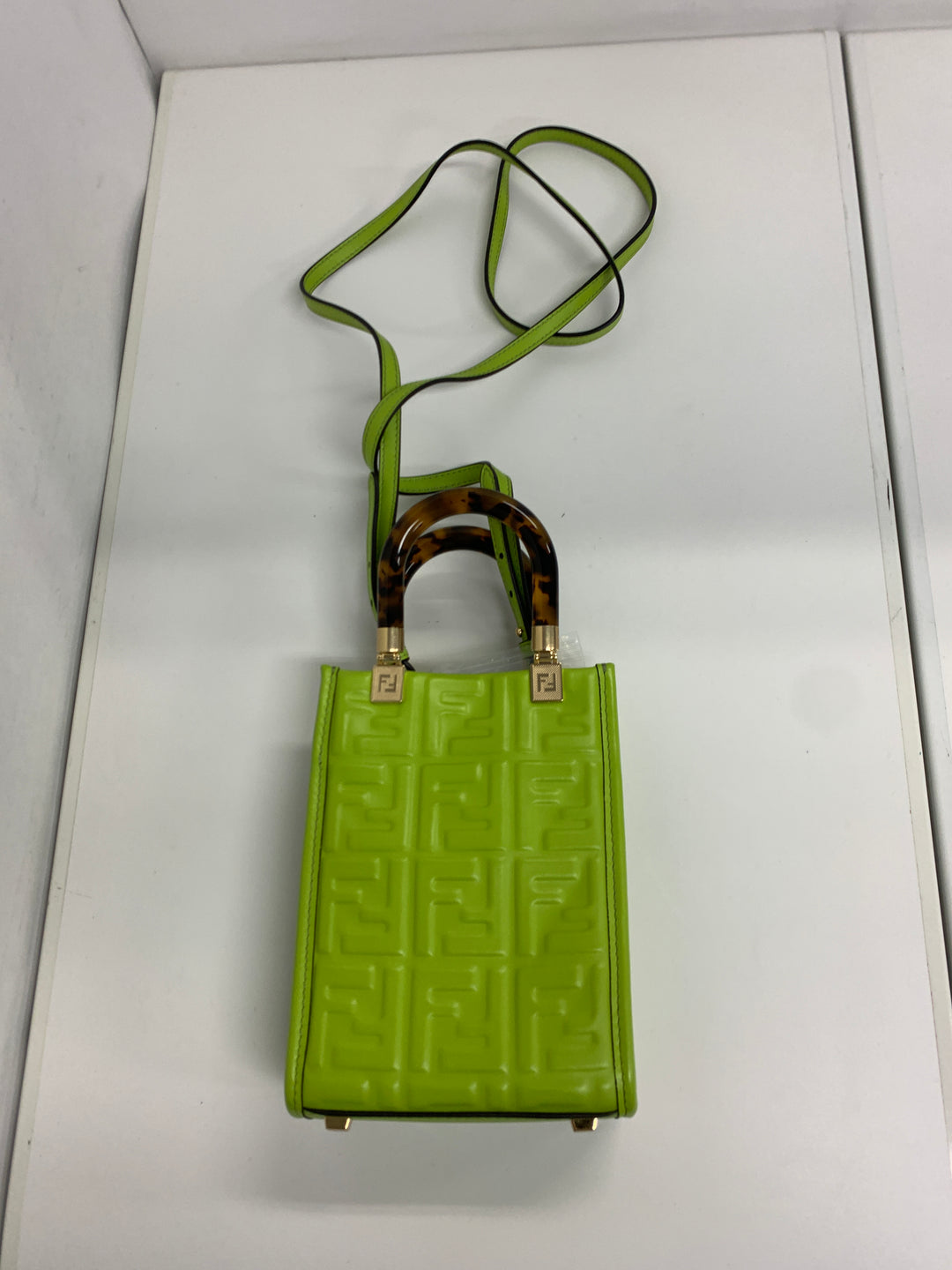 Fendi Mini Zucca embossé Cuir Sunshine Shopper Cabas