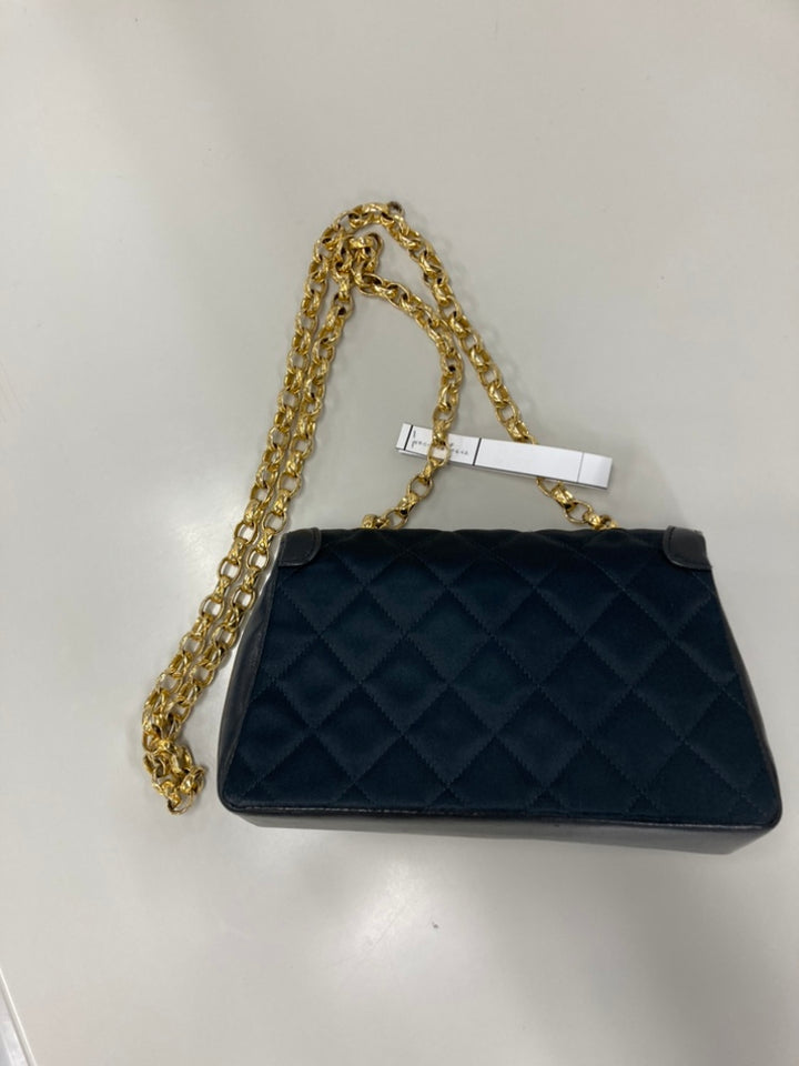 Chanel CC Matelassé Satin Bijoux Chain Simple rabat