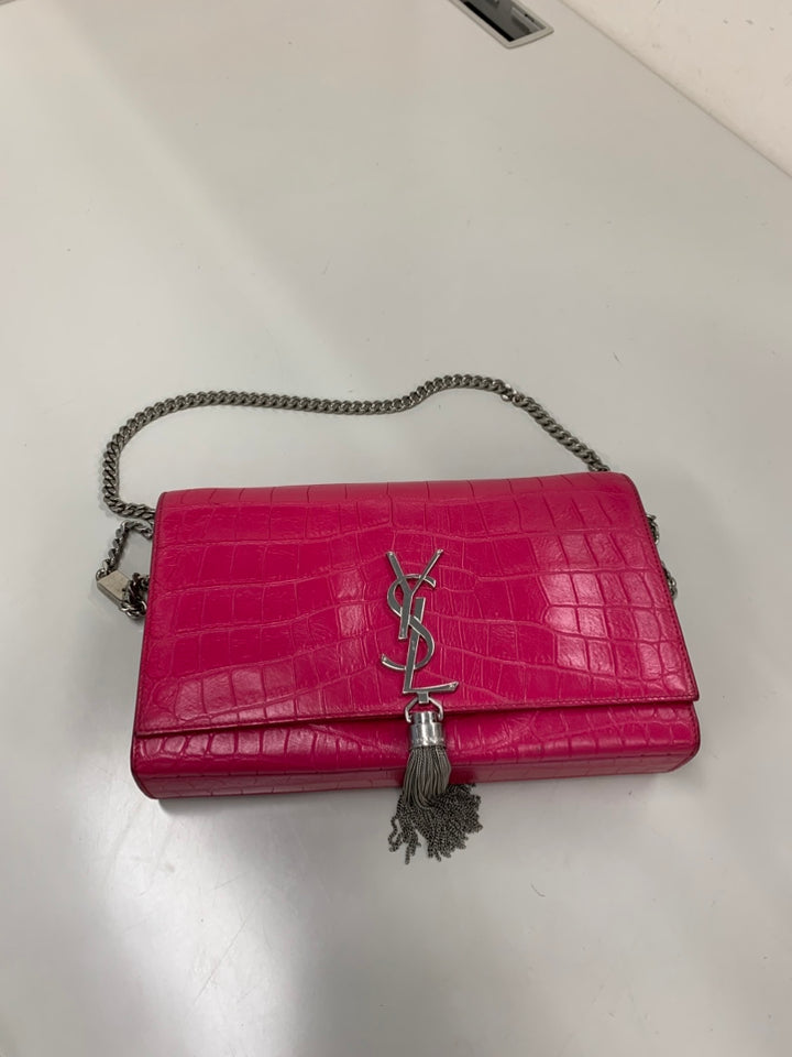 Saint Laurent Medium Croc embossé Cuir Kate Pompon Sac porté croisé