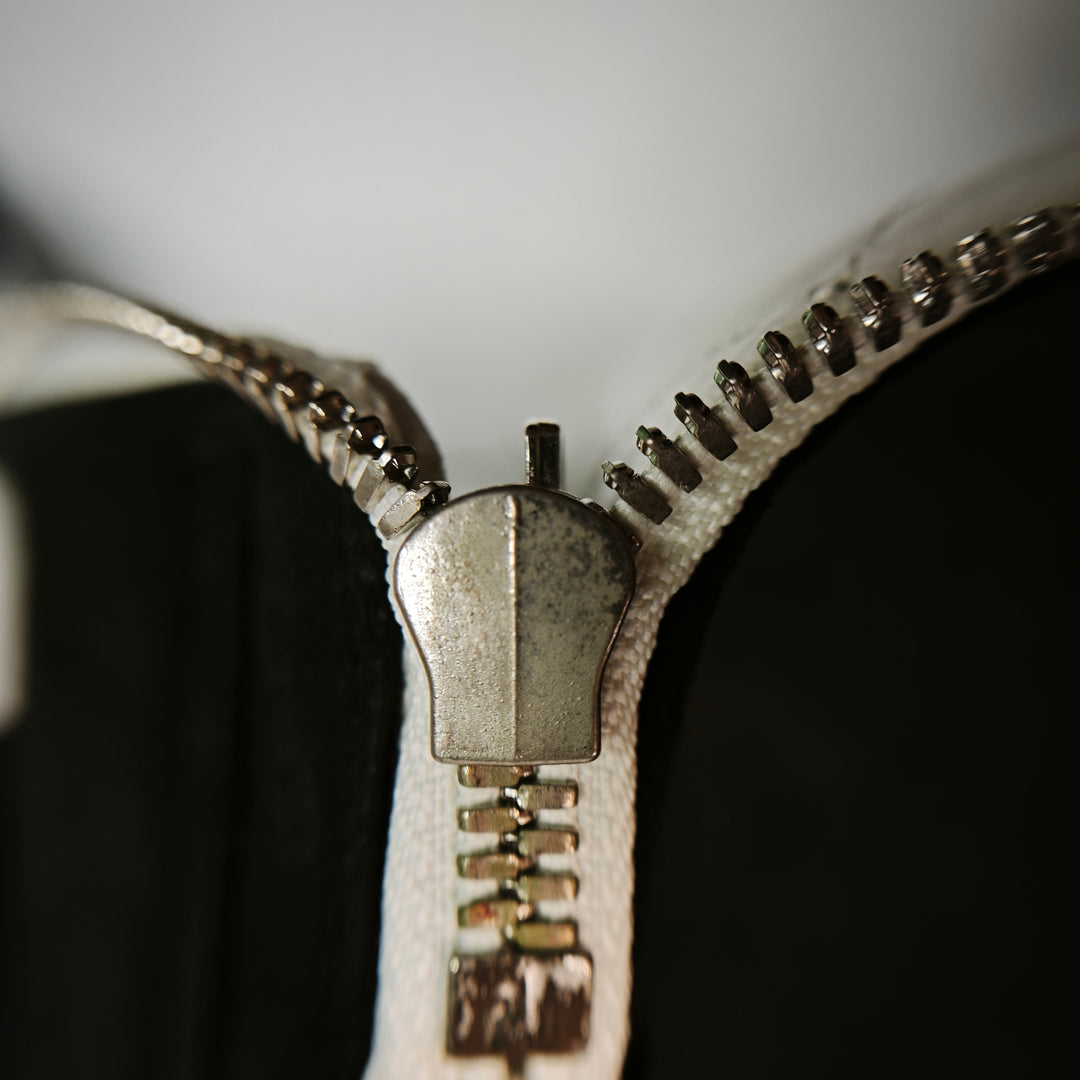 Chanel Large Matelassé Cuir d’agneau anse supérieure Jewelry Boîte avec chaîne