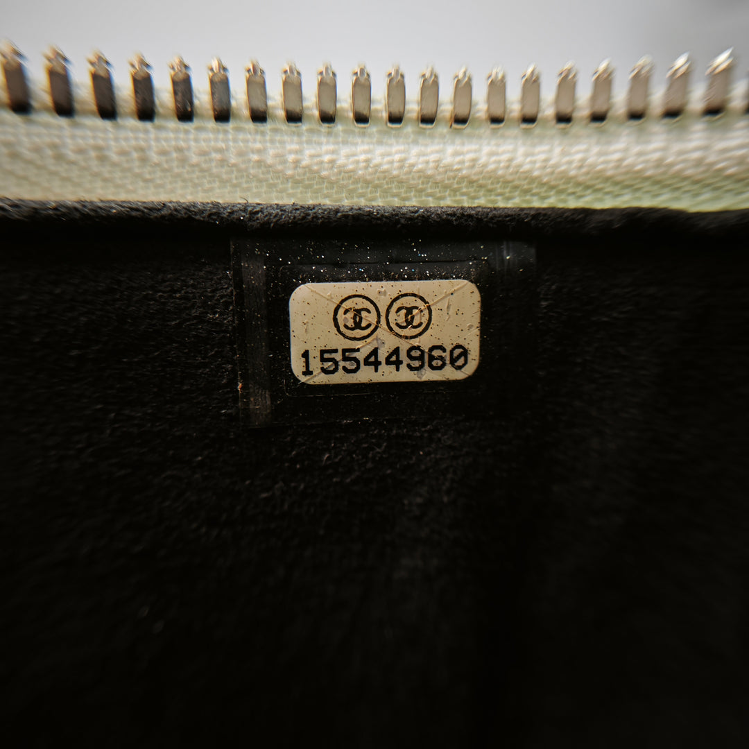 Chanel Large Matelassé Cuir d’agneau anse supérieure Jewelry Boîte avec chaîne
