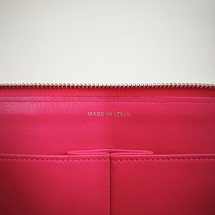 Chanel Large Matelassé Cuir d’agneau Zip Around Organizer Pochette