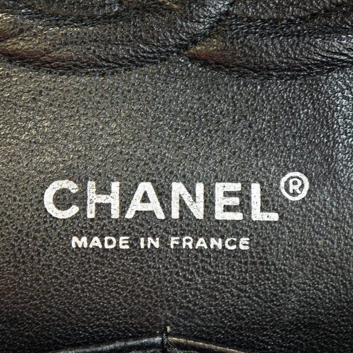 Chanel Medium Classic perforé Cuir d’agneau Double rabat