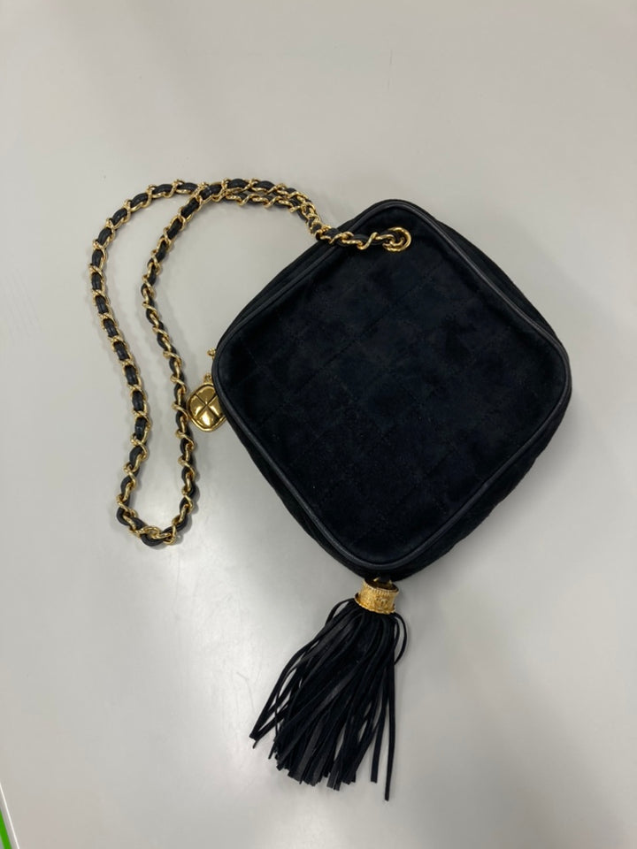 Chanel CC Matelassé Daim Diamon Pompon Sac