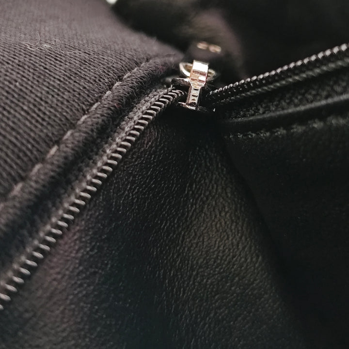 Chanel Jumbo CC Matelassé Jersey et Tweed Chain à rabat