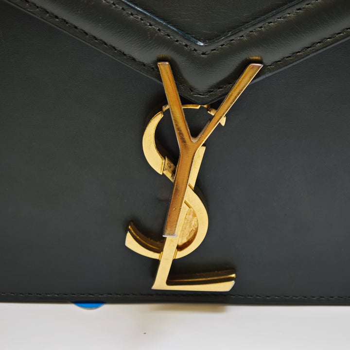 Saint Laurent Smooth Cuir de veau Monogram Cassandra Clasp Sac