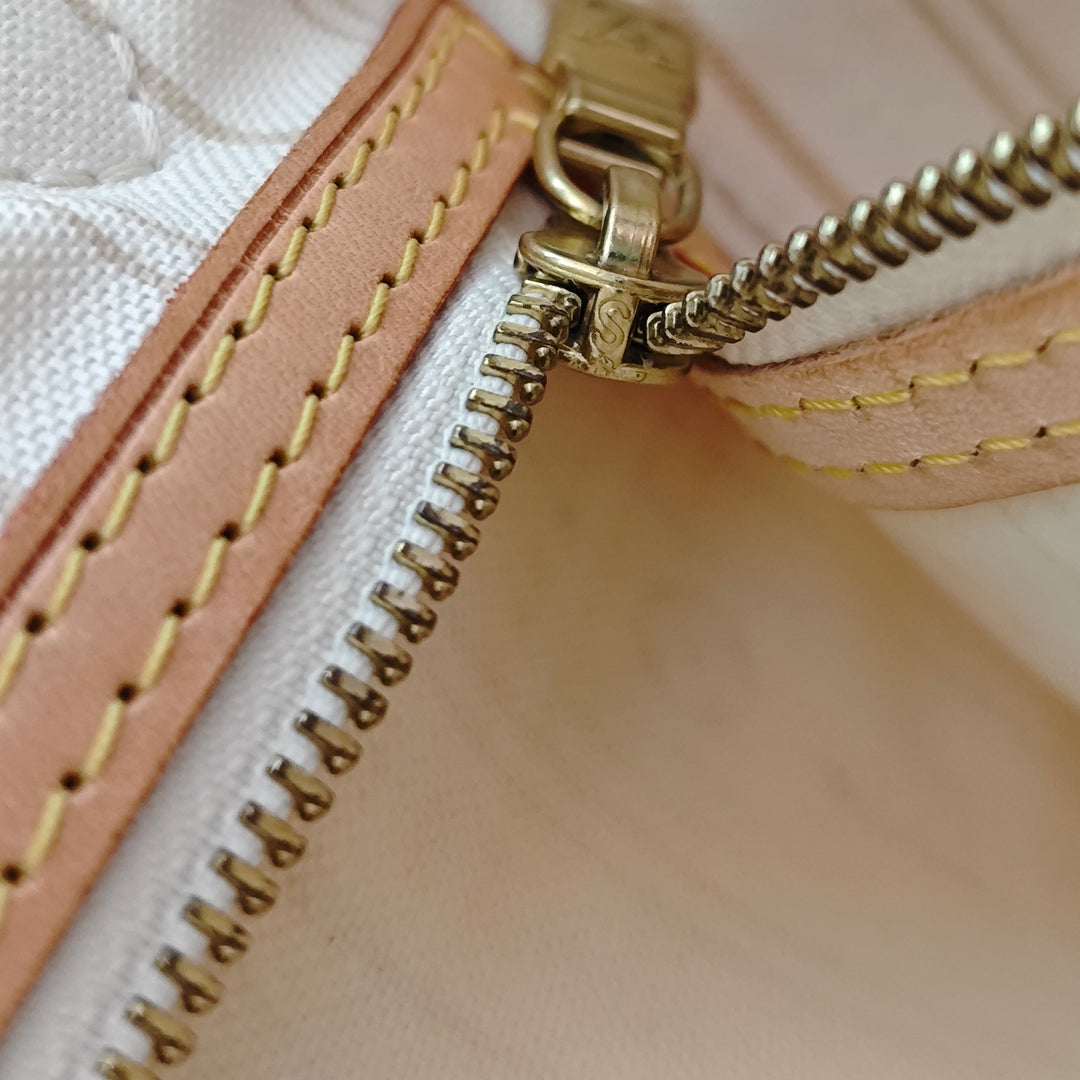 Louis Vuitton Damier Azur Neverfull PM
